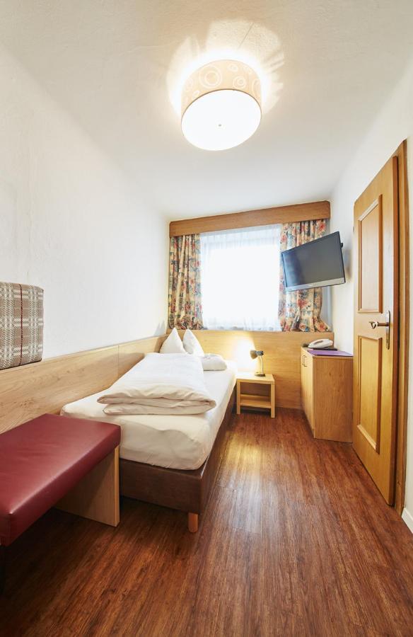 Hotel Alpina Σάαλμπαχ-Χίντεργκλεμ Εξωτερικό φωτογραφία